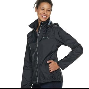 Columbia Packable Hood water repelled Windbreaker